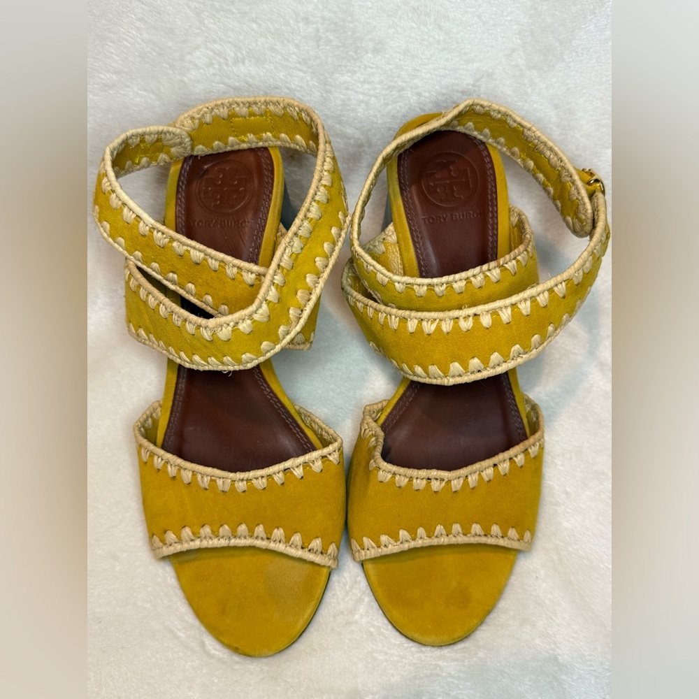 Tory Burch Yellow Raffia Suede Ankle Strap Sandals Block Heels Womens 6.5 - Picture 5 of 16